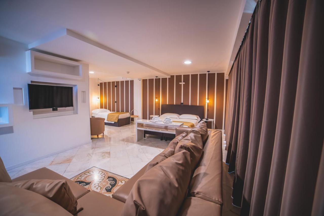 Continental 4*