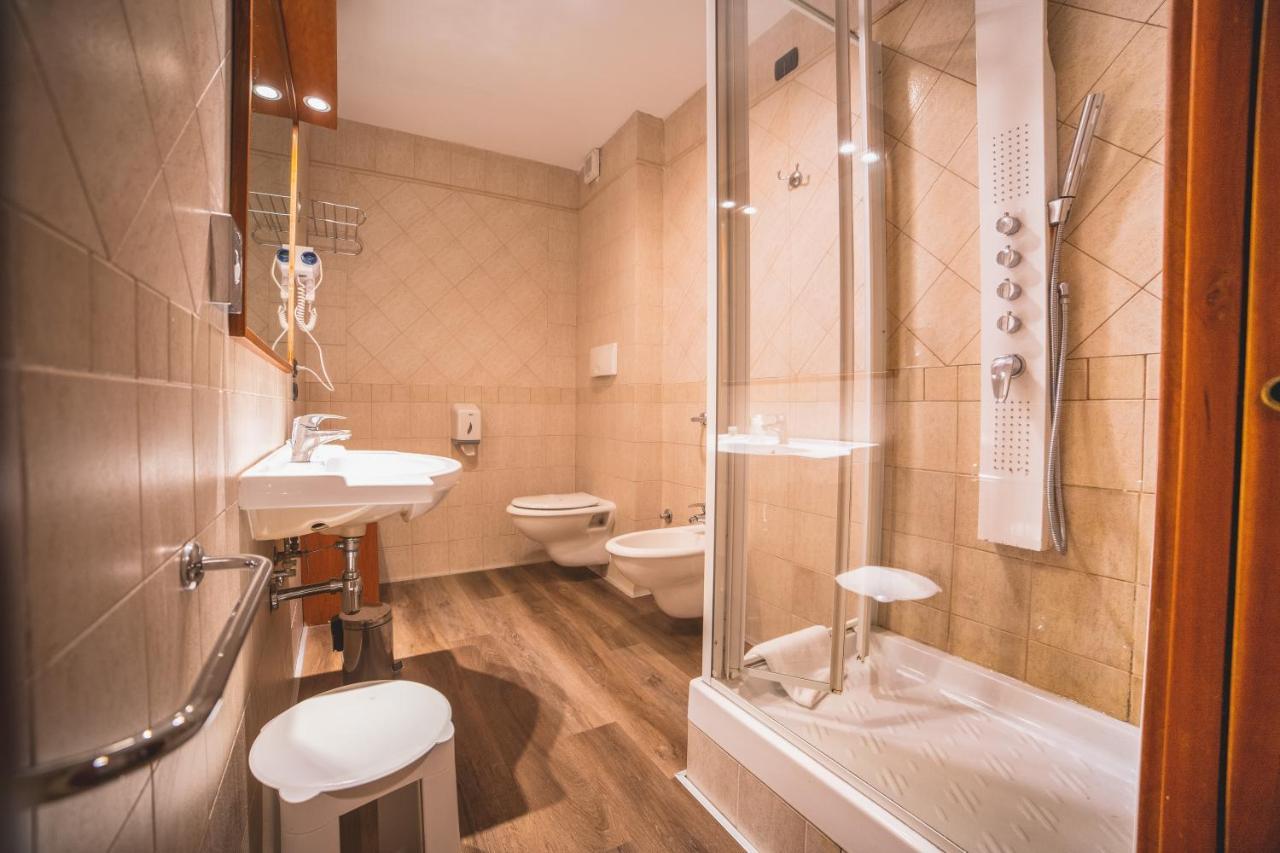 Continental Hotel 4*
